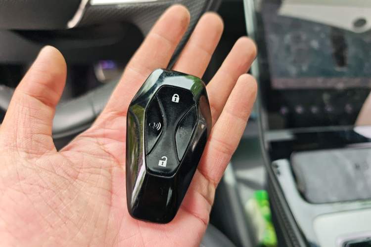 Used ARCFOX Alpha T 2024 688E+ Forest Edition PRO 160kW Vehicle Key