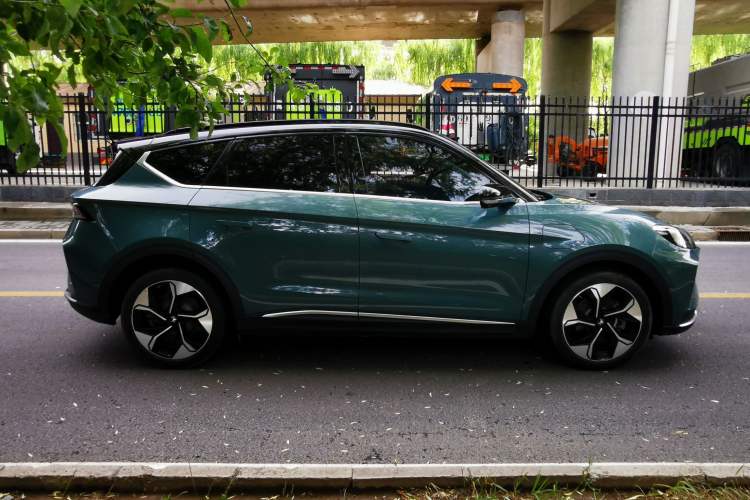 Used ARCFOX Alpha T 2024 618E Forest Edition PRO 175kW Exterior 8