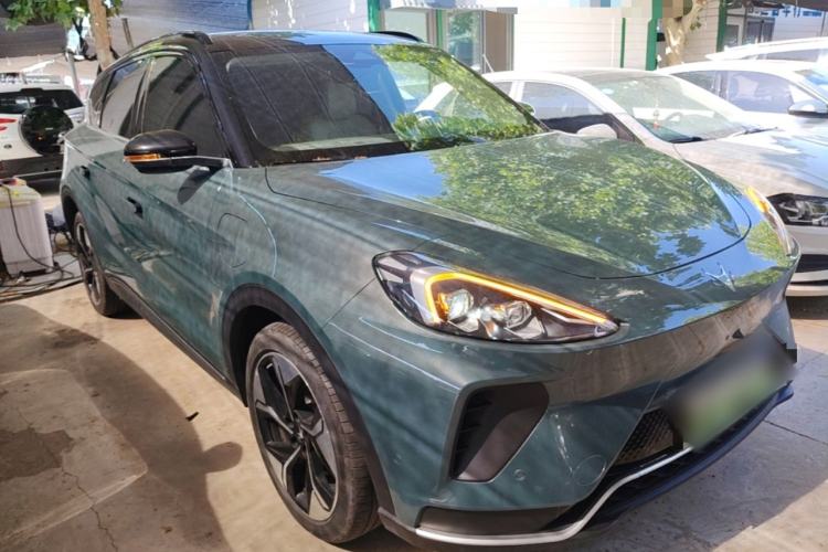 Used ARCFOX Alpha T 2024 618E Forest Edition PRO 175kW Front Right 45 Deg