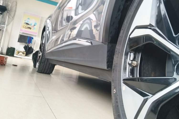 Used ARCFOX Alpha T 2024 618E Forest Edition PRO 175kW Left Side Sill
