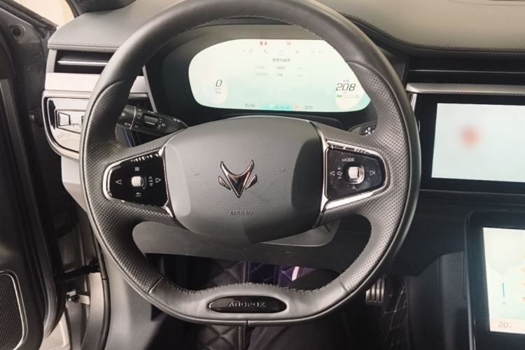 Used ARCFOX Alpha T 2024 618E Forest Edition PRO 175kW Steering Wheel
