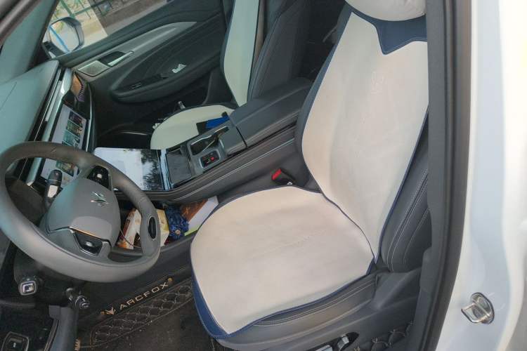 Used ARCFOX Alpha T 2024 688E+ Forest Edition PRO 160kW Left Front Seat