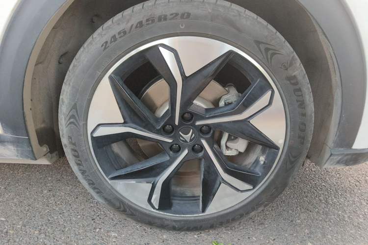 Used ARCFOX Alpha T 2024 688E+ Forest Edition PRO 160kW Right Front Wheel Hub