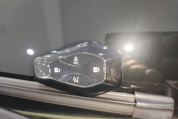 Used ARCFOX Alpha T 2024 618E Forest Edition PRO 175kW Vehicle Key