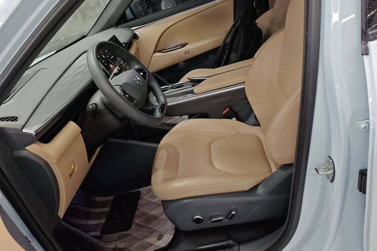 Used ARCFOX Alpha T5 2024 520 MAX Left Front Seat