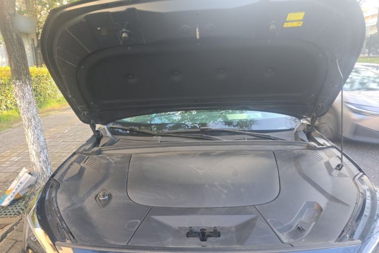Used ARCFOX Alpha T5 2024 520 MAX Engine Bay