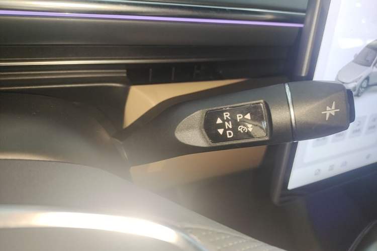 Used ARCFOX Alpha T5 2024 520 MAX Gear Lever