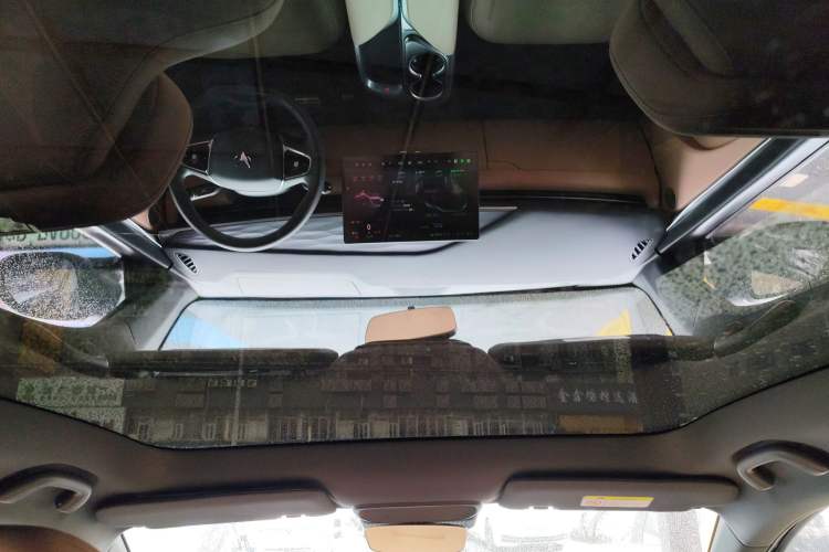 Used ARCFOX Alpha T5 2024 520 PRO Headliner