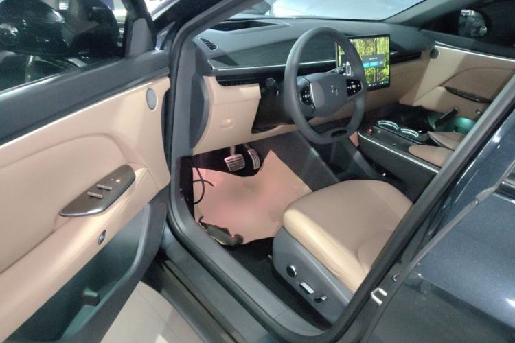 Used ARCFOX Alpha T5 2024 520 MAX Interior 3