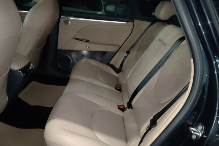 Used ARCFOX Alpha T5 2024 520 MAX Interior 4