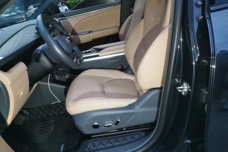 Used ARCFOX Alpha T5 2024 520 MAX Left Front Seat