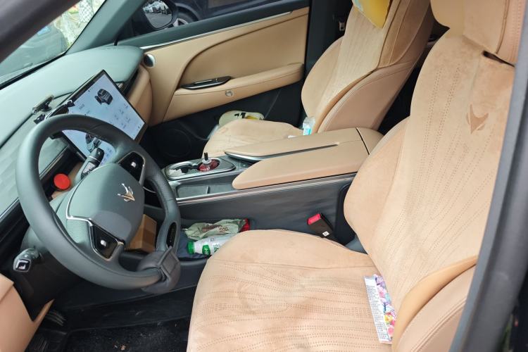 Used ARCFOX Alpha T5 2024 520 MAX Left Front Seat