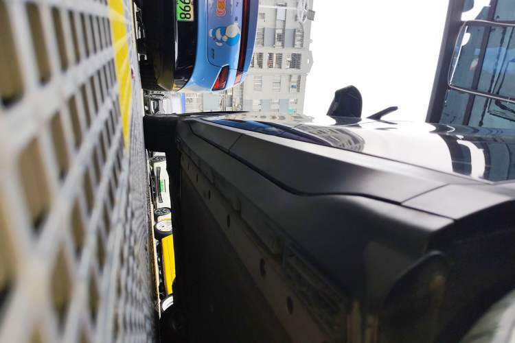 Used ARCFOX Alpha T5 2024 520 PRO Left Side Sill