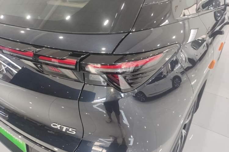 Used ARCFOX Alpha T5 2024 520 MAX Right Rear Taillight