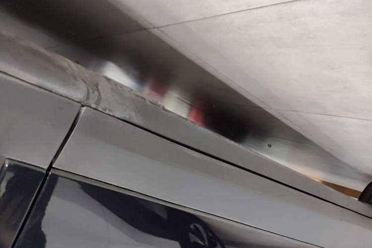 Used ARCFOX Alpha T5 2024 520 MAX Right Side Sill