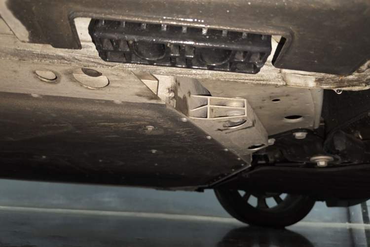 Used ARCFOX Alpha T5 2024 660 MAX Chassis Front Right