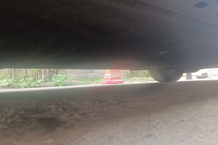 Used ARCFOX Alpha T5 2024 520 MAX Chassis Rear Right