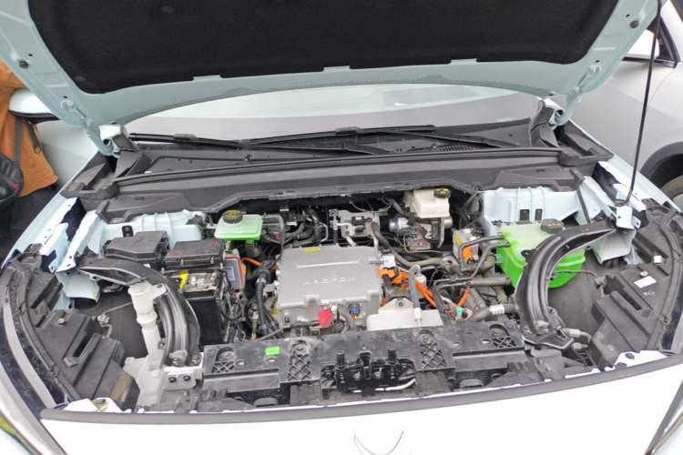 Used ARCFOX Alpha T5 2024 660 MAX Engine Bay