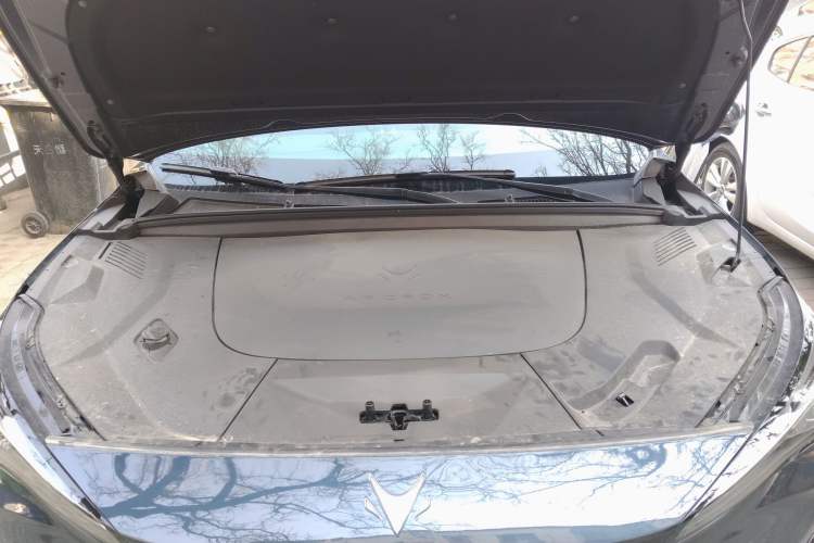 Used ARCFOX Alpha T5 2024 520 MAX Engine Bay