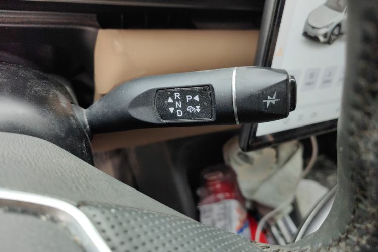 Used ARCFOX Alpha T5 2024 520 MAX Gear Lever
