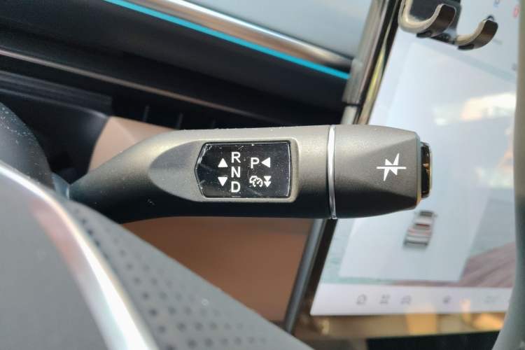Used ARCFOX Alpha T5 2024 520 MAX Gear Lever
