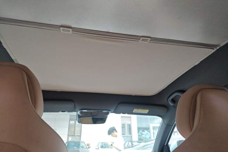 Used ARCFOX Alpha T5 2024 660 MAX Headliner