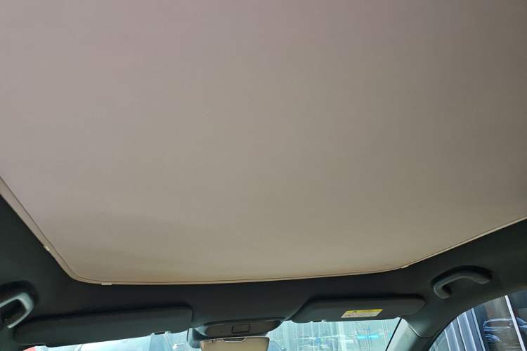 Used ARCFOX Alpha T5 2024 520 MAX Headliner