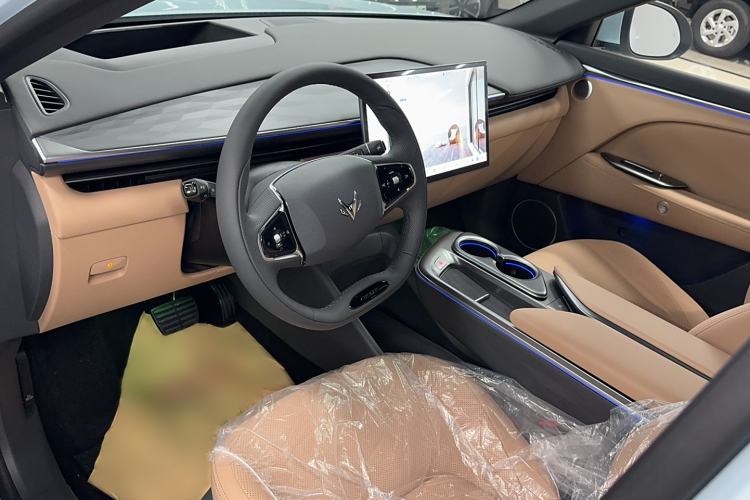 Used ARCFOX Alpha T5 2024 520 MAX Interior 3