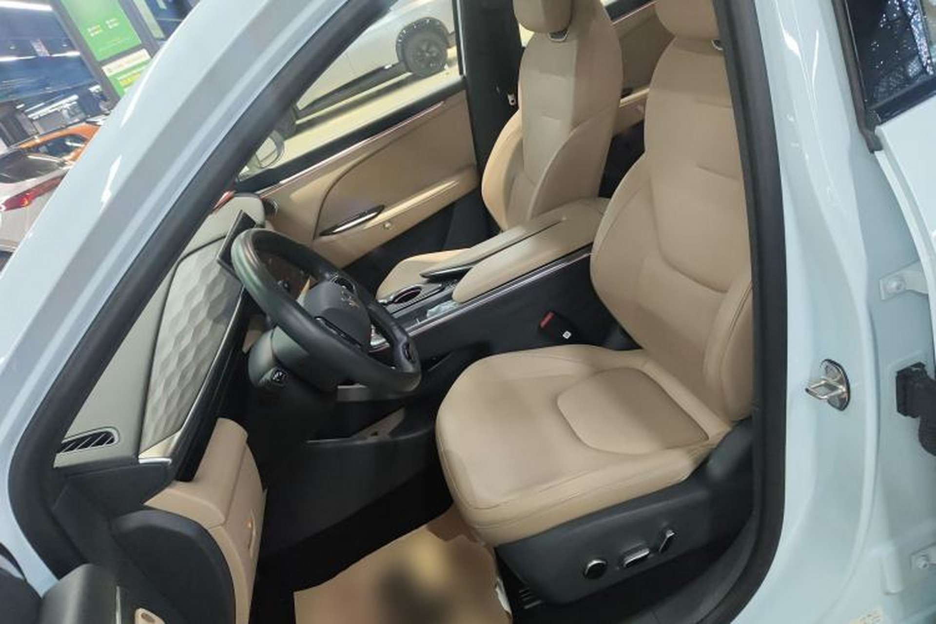 Used ARCFOX Alpha T5 2024 520 MAX Left Front Seat