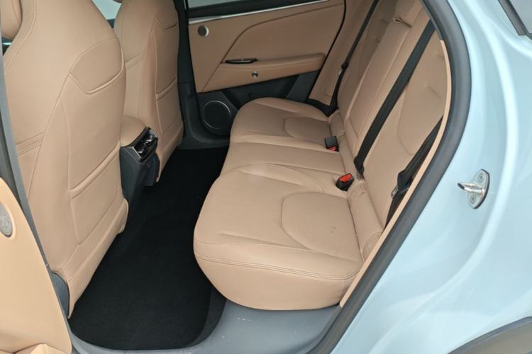 Used ARCFOX Alpha T5 2024 660 MAX Left Rear Seat