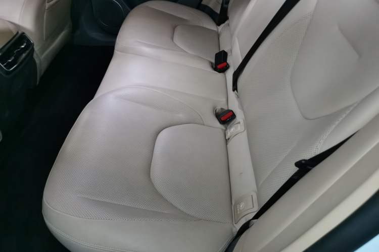Used ARCFOX Alpha T5 2024 520 MAX Left Rear Seat