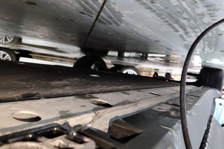 Used ARCFOX Alpha T5 2024 660 MAX Left Side Sill