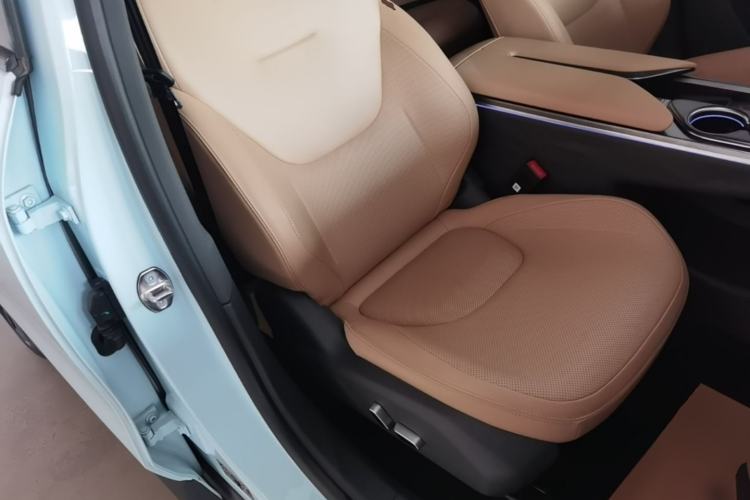 Used ARCFOX Alpha T5 2024 660 MAX Right Front Seat