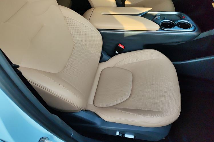 Used ARCFOX Alpha T5 2024 660 MAX Right Front Seat