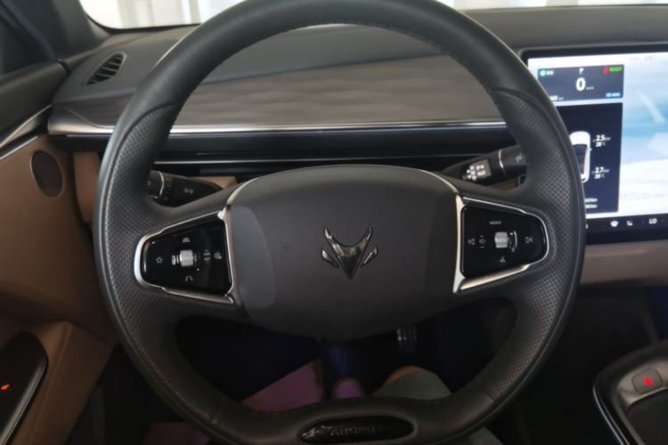 Used ARCFOX Alpha T5 2024 660 MAX Steering Wheel