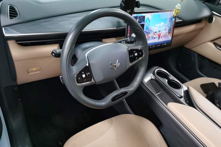 Used ARCFOX Alpha T5 2024 520 MAX Steering Wheel