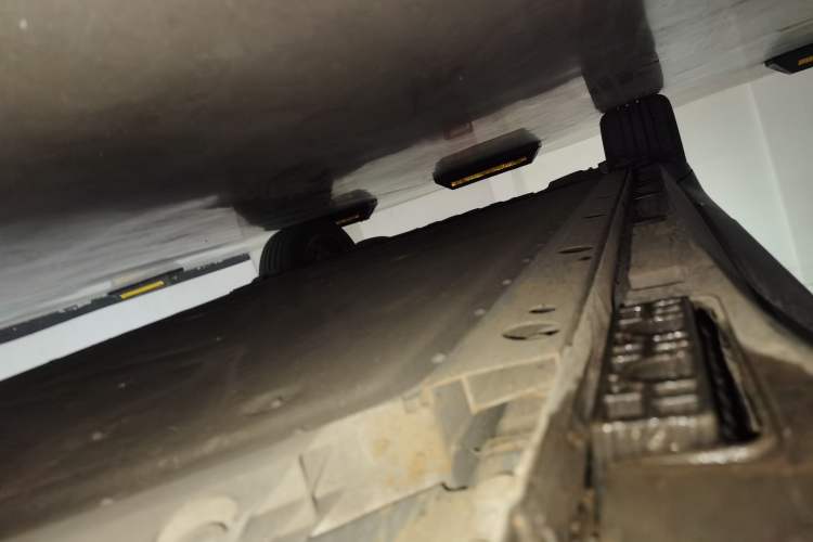 Used ARCFOX Alpha T5 2024 520 PRO Chassis Front Right