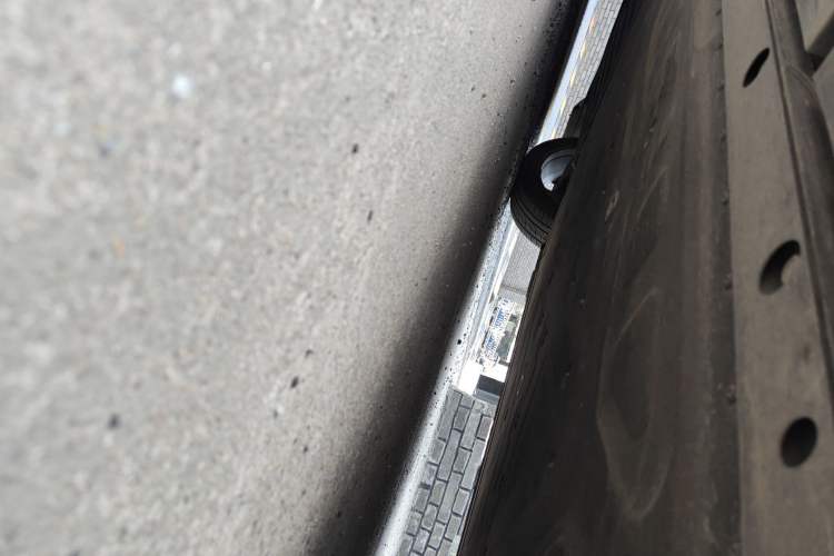 Used ARCFOX Alpha T5 2024 660 MAX Chassis Rear Left