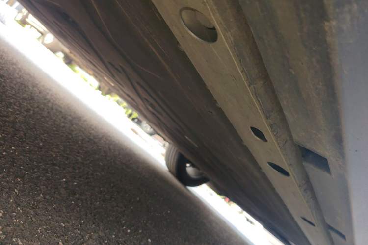 Used ARCFOX Alpha T5 2024 520 MAX Chassis Rear Right