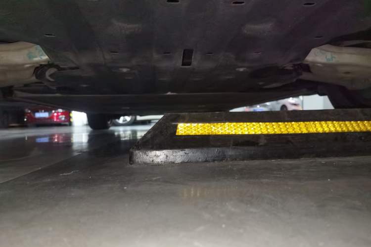 Used ARCFOX Alpha T5 2024 520 PRO Chassis Rear