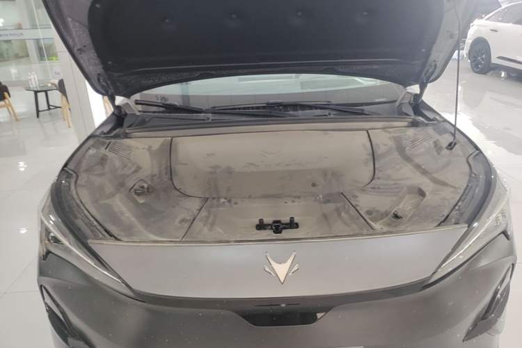 Used ARCFOX Alpha T5 2024 520 MAX Engine Bay