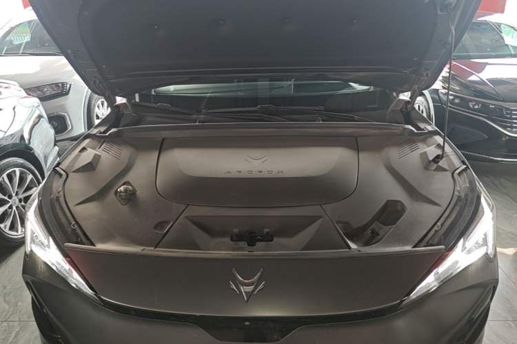 Used ARCFOX Alpha T5 2024 520 MAX Engine Bay