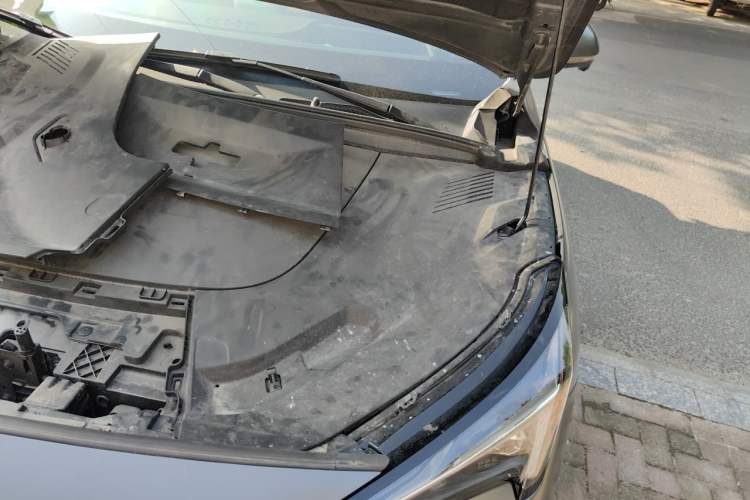 Used ARCFOX Alpha T5 2024 660 MAX Engine Bay Left