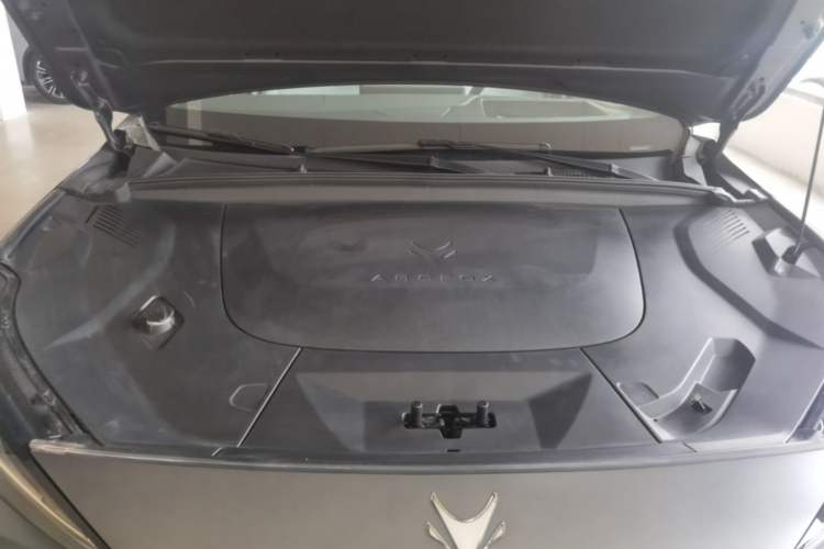 Used ARCFOX Alpha T5 2024 660 MAX Engine Bay