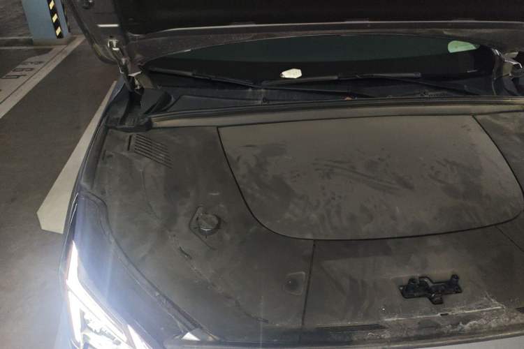 Used ARCFOX Alpha T5 2024 520 PRO Engine Bay Right