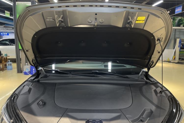 Used ARCFOX Alpha T5 2024 520 MAX Engine Bay