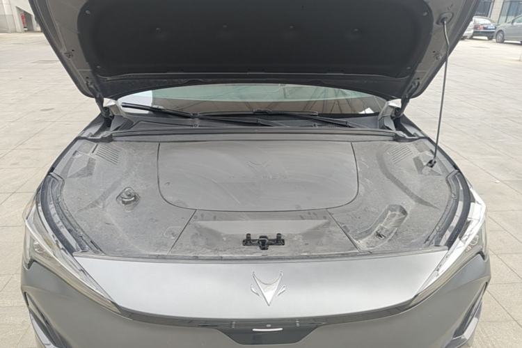 Used ARCFOX Alpha T5 2024 520 MAX Engine Bay