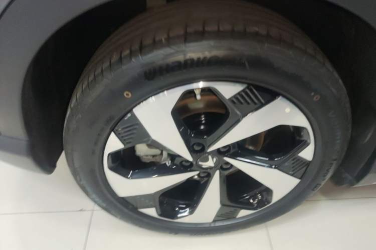 Used ARCFOX Alpha T5 2024 520 MAX Exterior 5