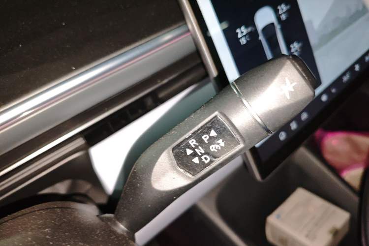 Used ARCFOX Alpha T5 2024 660 MAX Gear Lever