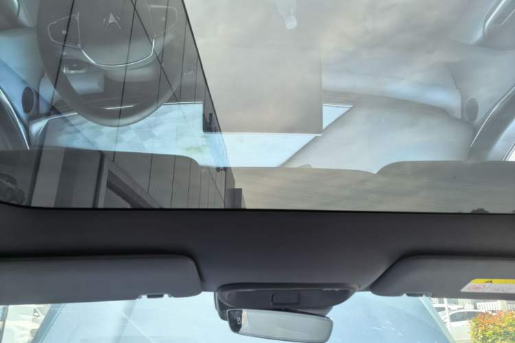 Used ARCFOX Alpha T5 2024 660 MAX Headliner
